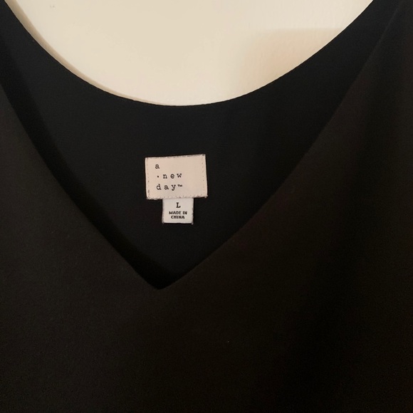 A New Day Tank - Picture 2 of 4